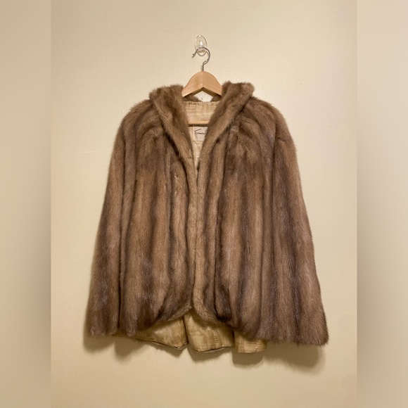 Furs by Edward Glasser Jackets & Blazers - FURS BY EDWARD GLASSER CHICAGO Vintage Brown Fur Poncho / CAPE. One size